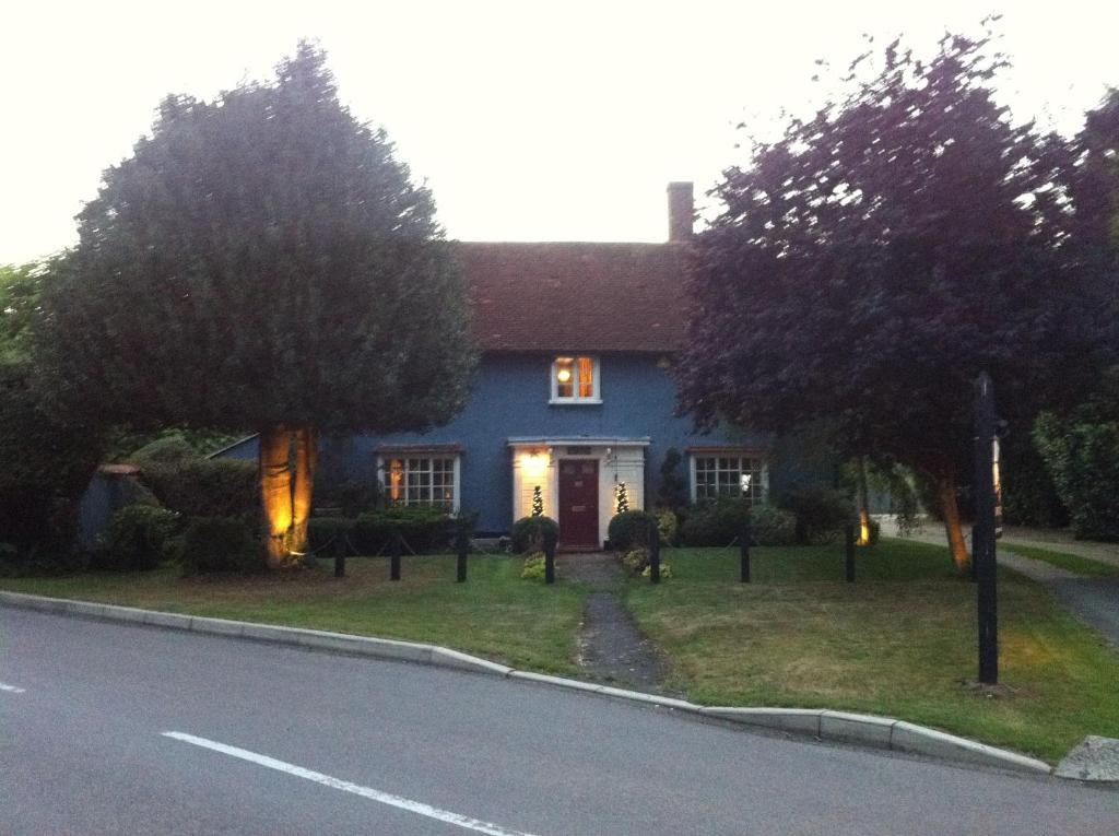 Bonningtons Stansted Self Catering Hotel สแตนสเต็ด เมาท์ฟิทเช็ต ห้อง รูปภาพ